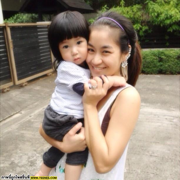 รูปน่ารัก ของลูกๆ เปิ้ล นาคร @ IG