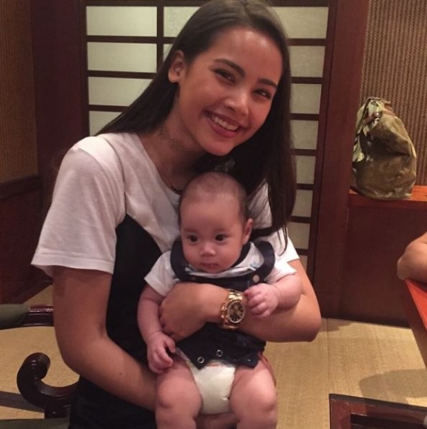 น่าร๊ากกก ณเดชน์ – ญาญ่า กับหน้าที่พี่เลี้ยงน้องเลโอ