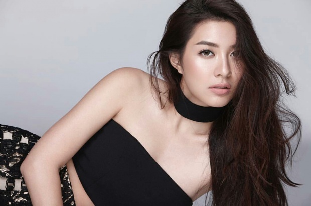 มิว นิษฐา อวดความสวยกระแทกใจ ขึ้นปกMarie Claire