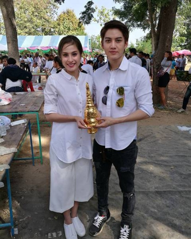 ครอบครัว สุขสันต์ ขวัญ - กอล์ฟ และ สองแม่ ทำบุญร่วมชาติ!!