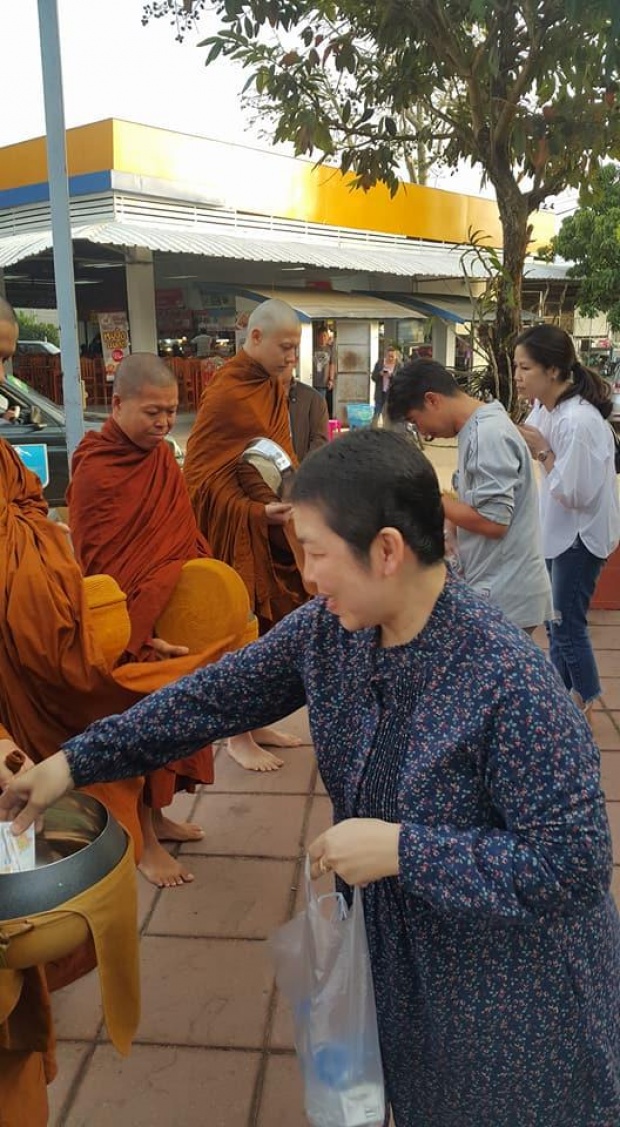 สาธุ เผยภาพ พระหมาก ปริญ เท้าเปล่าเดินธุดงค์ ปักกลด กลางป่าที่เชียงราย