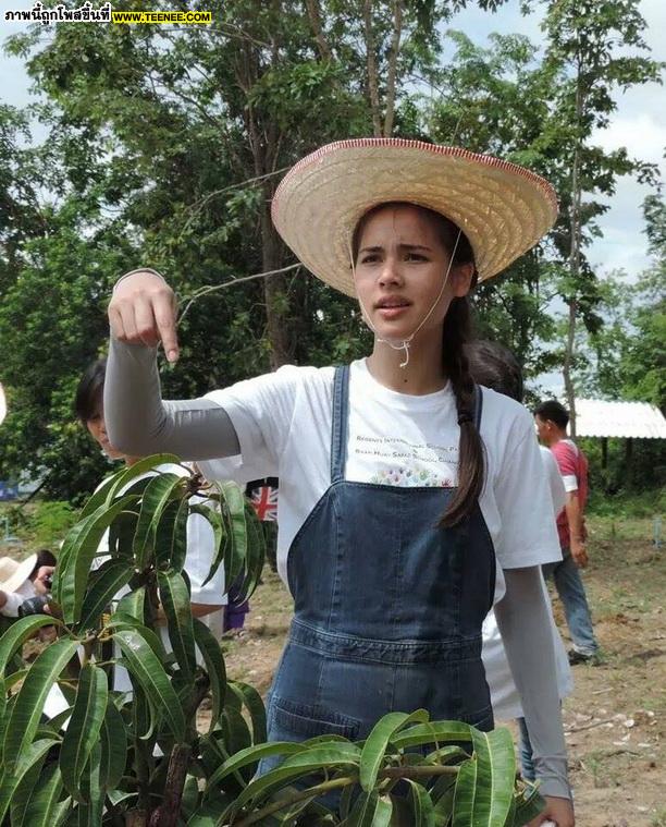 ญาญ่า อุรัสยา