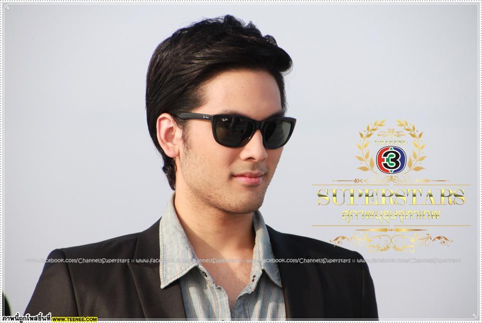 บอม  ธนิน มาดเนี๊ยบ หน้าใส เคราบาง