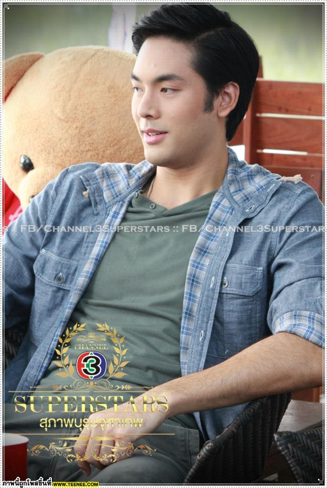 บอม  ธนิน มาดเนี๊ยบ หน้าใส เคราบาง