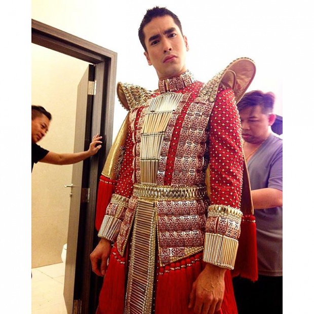 หล่อเหลือเกิน ! แต่ละภาพของ ณเดชน์