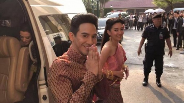 ประมวลภาพ!! นักแสดงจากละคร “บุพเพสันนิวาส” เข้าพบ “บิ๊กตู่” น่ารักไปอี๊กกกกก!!