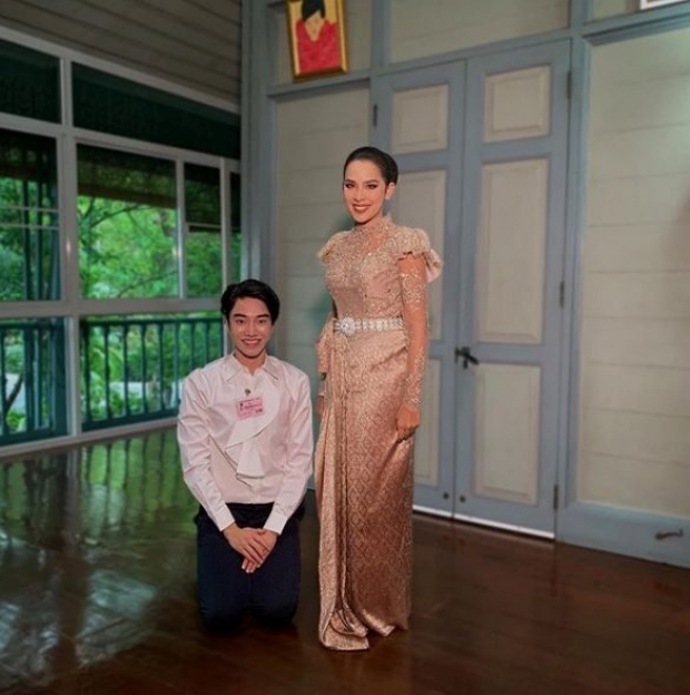 ‘น้องฉัตร’ ปลื้มแต่งหน้า ‘คุณใหม่’สุดงดงามในงาน อุ่นไอรักคลายความหนาวฯ