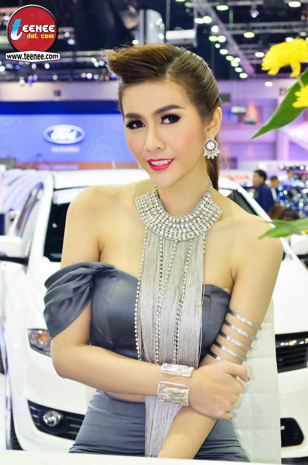 สวย หวาน แอบ เฉี่ยว จาก PROTON