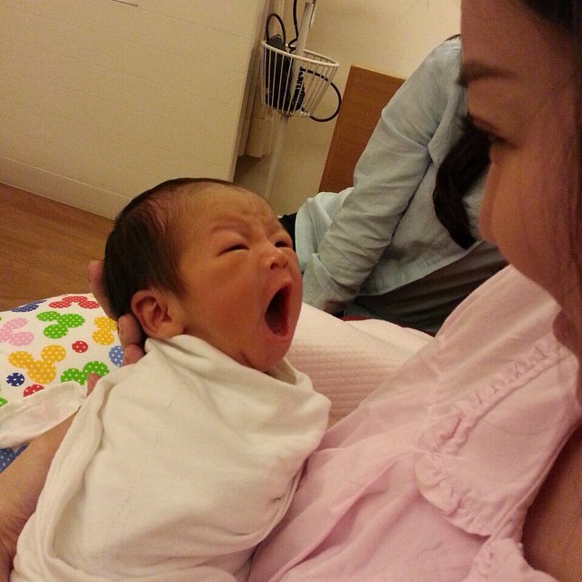 เป๊ะ! มั้ย! คุณพ่อสงกรานต์ กับ คุณลูกปีใหม่! 