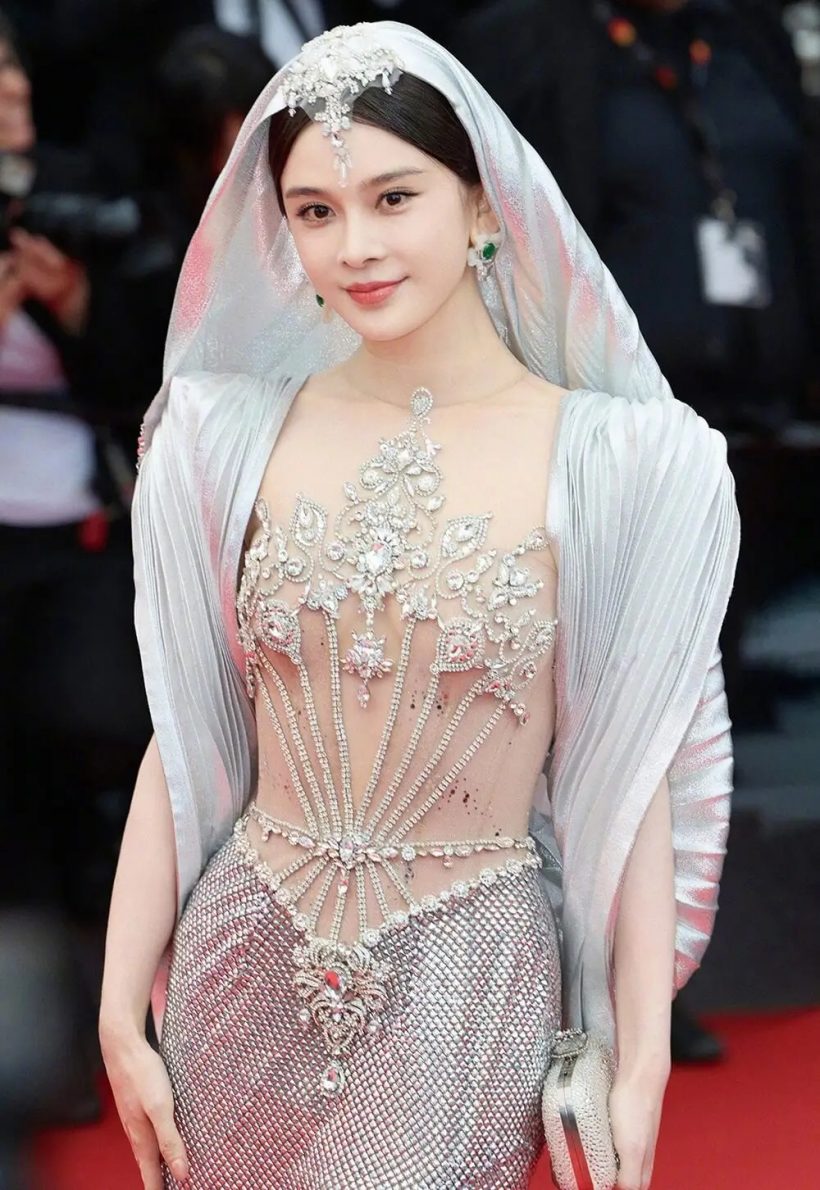 แฉไม่พัก! ชาวเน็ตรื้อประวัติเก่าดาราสาว โป๊ะสะสมหลายปี