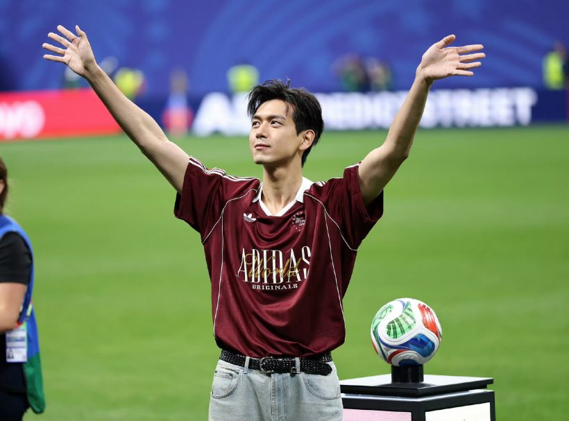 ฮือฮา!! พระเอกคนนี้ สร้างประวัติศาสตร์ครั้งสำคัญร่วมพิธีเปิดบอลโลก