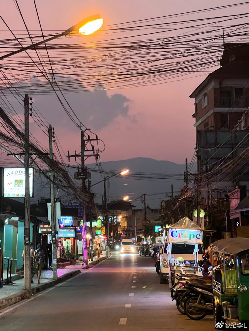 ดาราซีรีส์ปรมาจารย์ลัทธิมาร วาร์ปเที่ยวไทยเจอแดดเผาเกรียมทริปนี้จำไม่ลืม