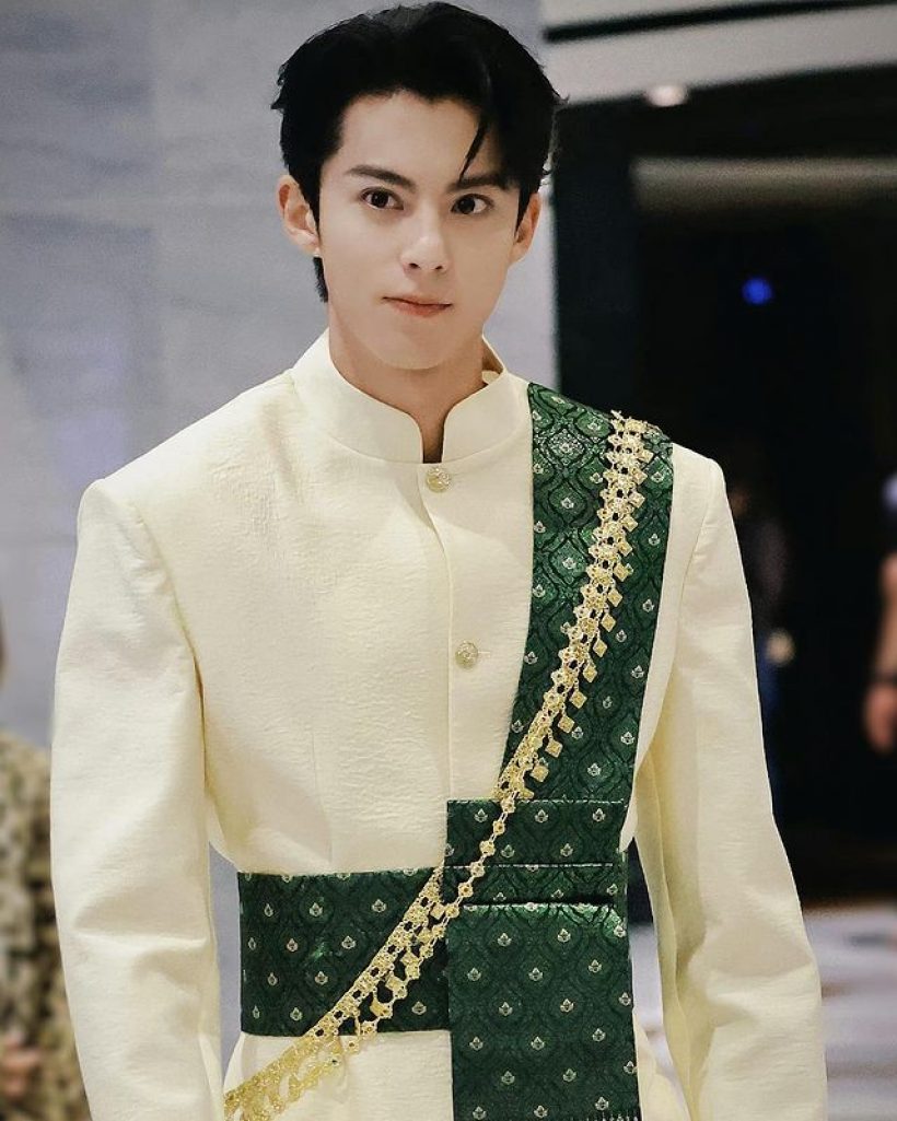 เปิดวาร์ปพระเอกดัง หวังเฮ่อตี้ ที่ทำ อั้ม เสียอาการชมออกสื่อเขาหล่อมาก! 