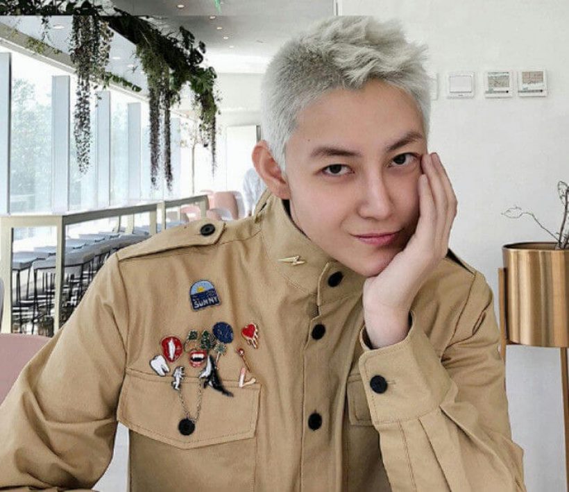 ไม่ใช่แค่เพื่อน? ซุปตาร์สาวควงทอมบอย เดินจูงมือ-หวานเจี๊ยบ!