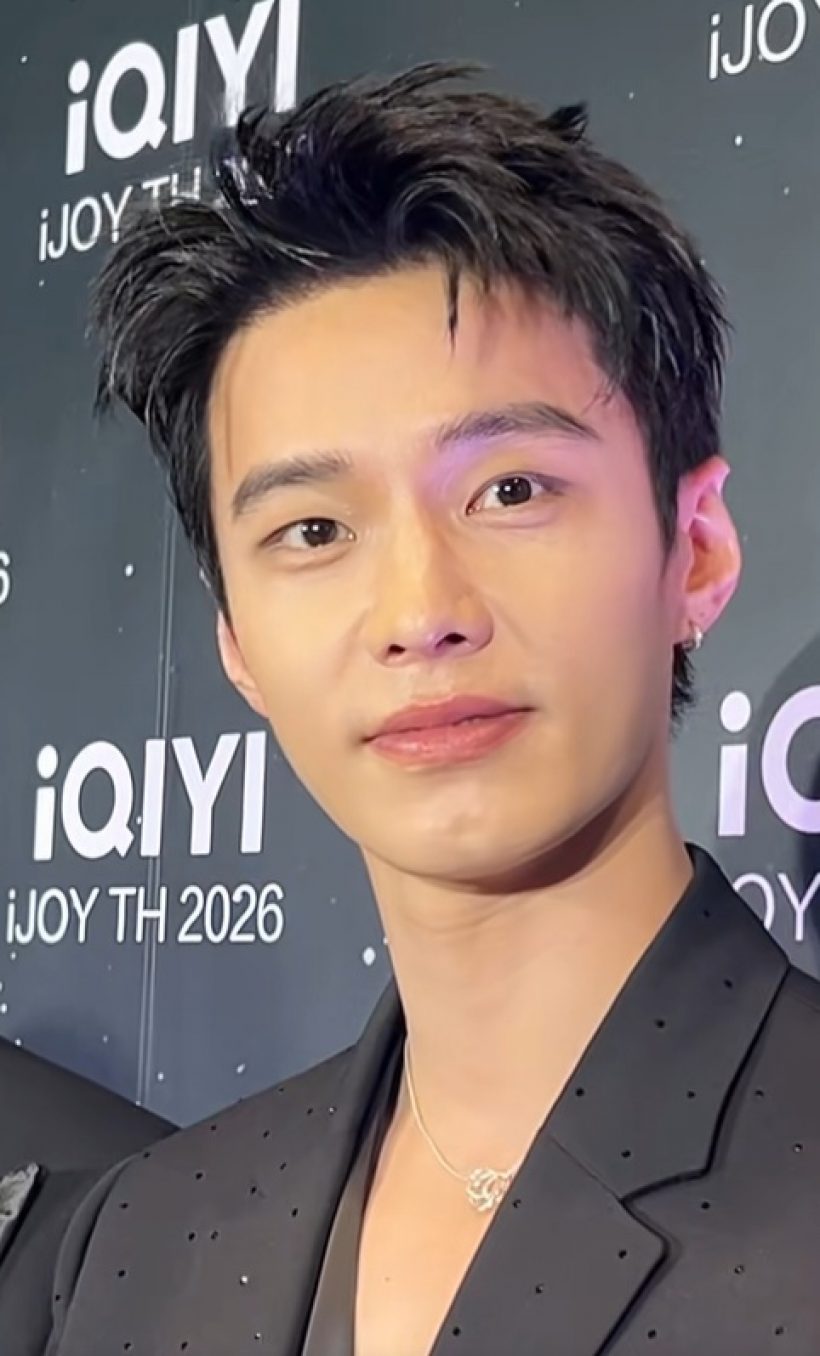 ยกนิ้วให้เลย! หนุ่มดังคนนี้ ใช้ชีวิตสมถะที่ไทย ชอบกินข้าวข้างทาง