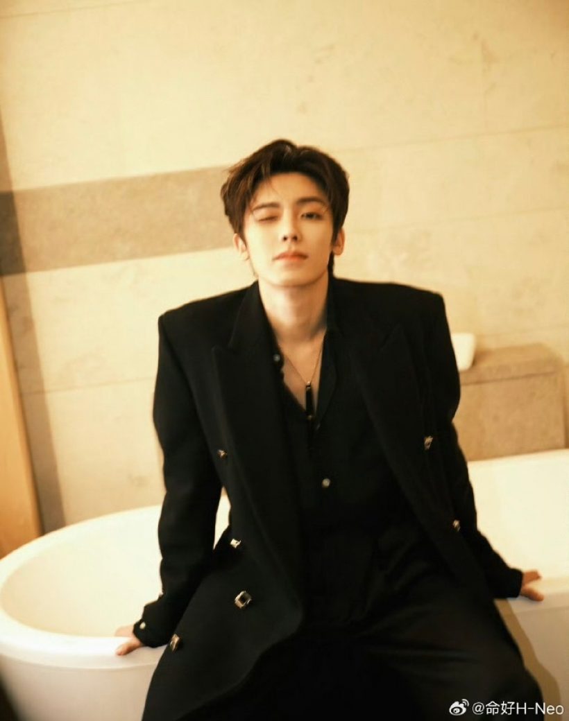 พระเอกดาวรุ่งถูกขุดข่าวรักในอดีต ล่าสุดต้นสังกัดตอบเเบบนี้?