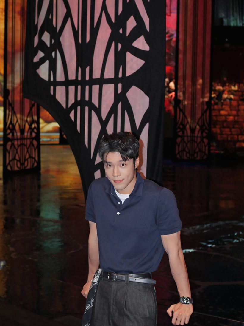 ดาราหนุ่มโดนแหก ทำคลิปสอนนั่งชั้นประหยัด แต่ความจริง...!