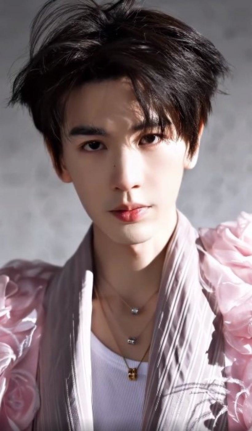 เเม่เจ้า! จางหลิงเฮ่อ ฟาดยอด ELLE 24 ชม. ทะลุ 83 ล้าน