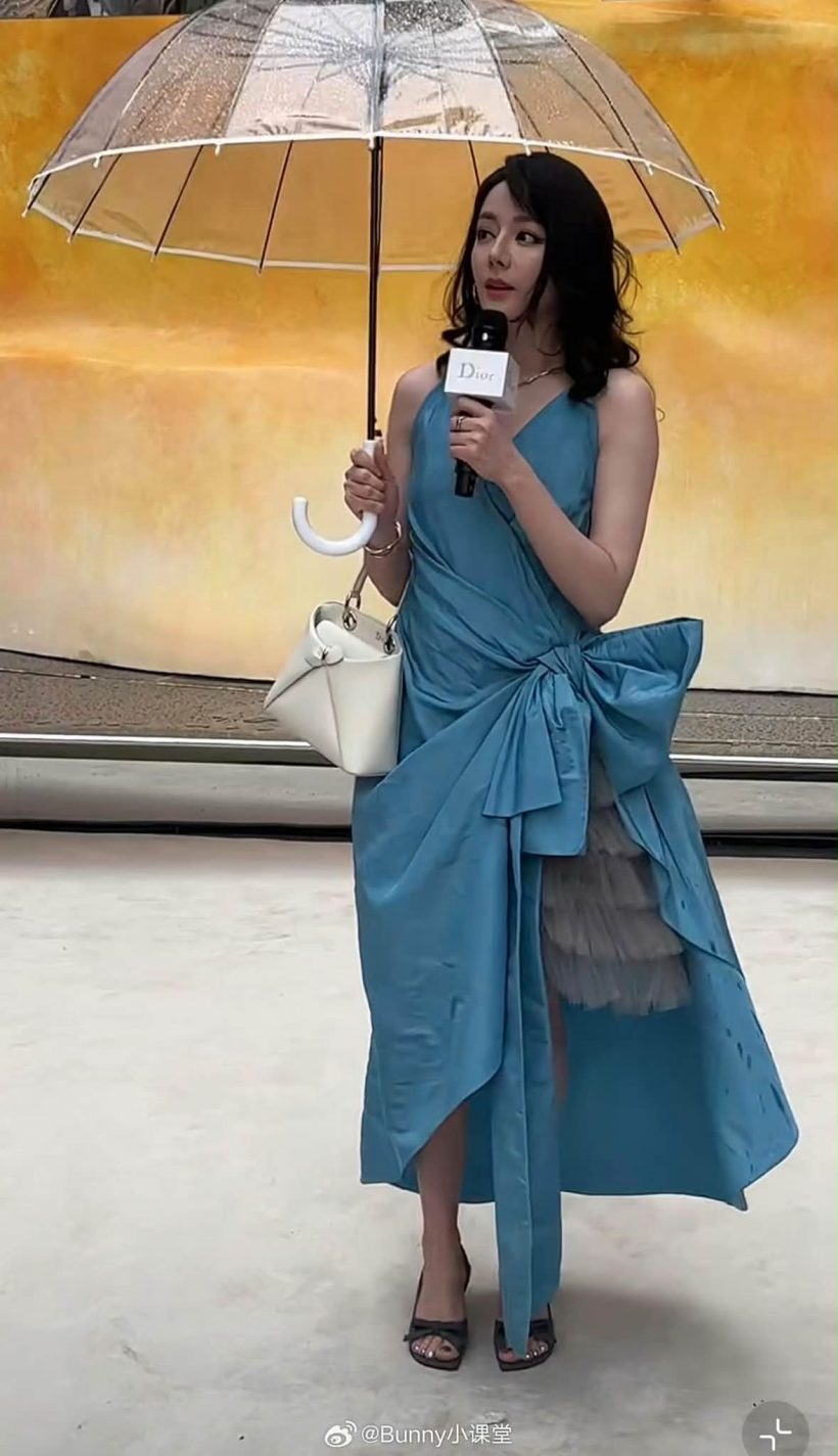 เเฟนๆเดือดจัด ใครเเต่งหน้าให้ ตี๋ลี่เร่อปา ผม-ชุด ก็ไม่โอเค