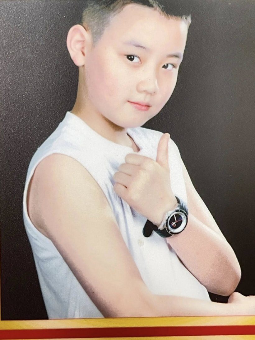 เปิดภาพวัยเด็กพระเอกดัง พิสูจน์เเล้วหล่อเเบบไร้ศัลยกรรม