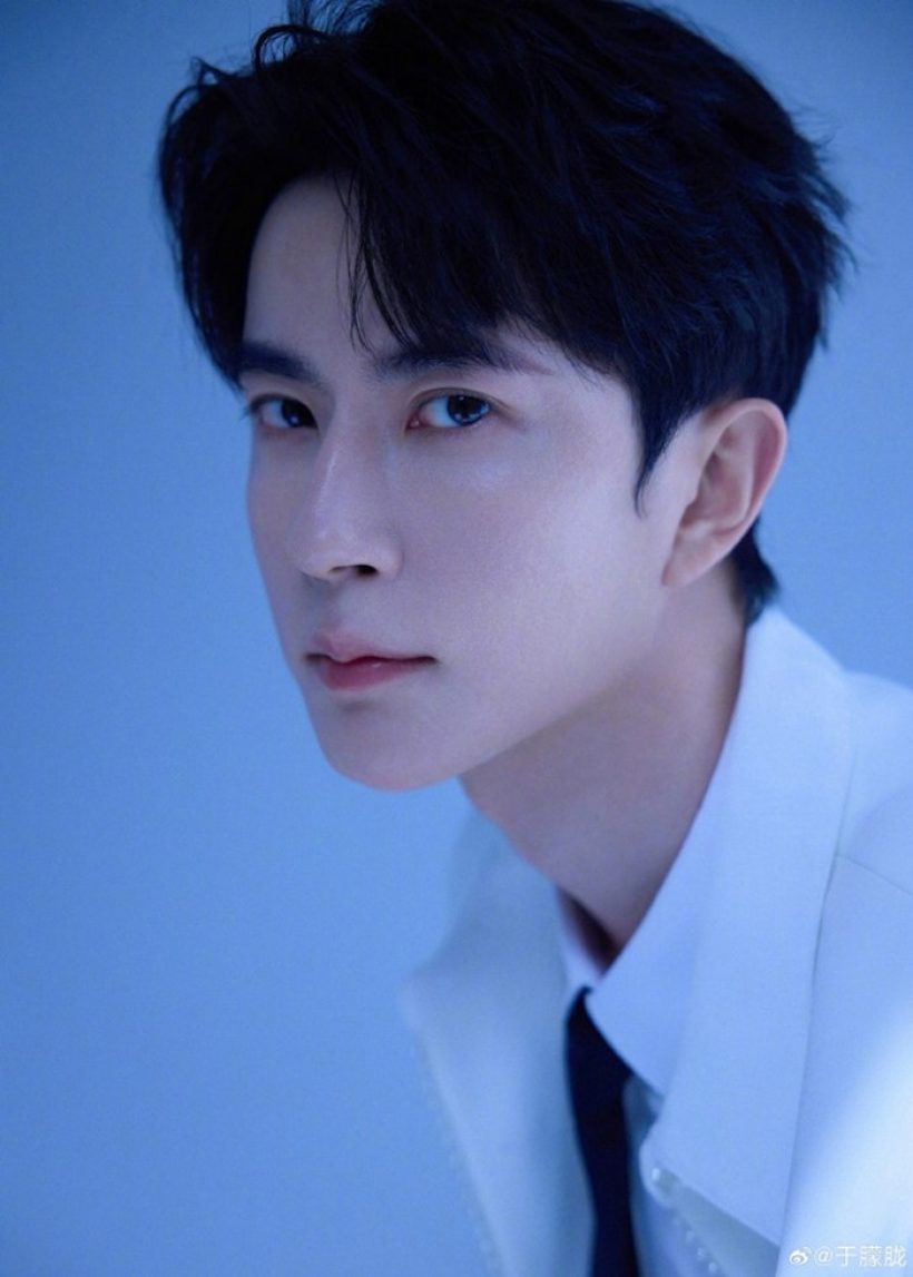 เปิดไทม์ไลน์อวี๋เหมิงหลง ก่อนพลัดตกตึกเสียชีวิต ปริศนา4ข้อที่ยังคาใจ