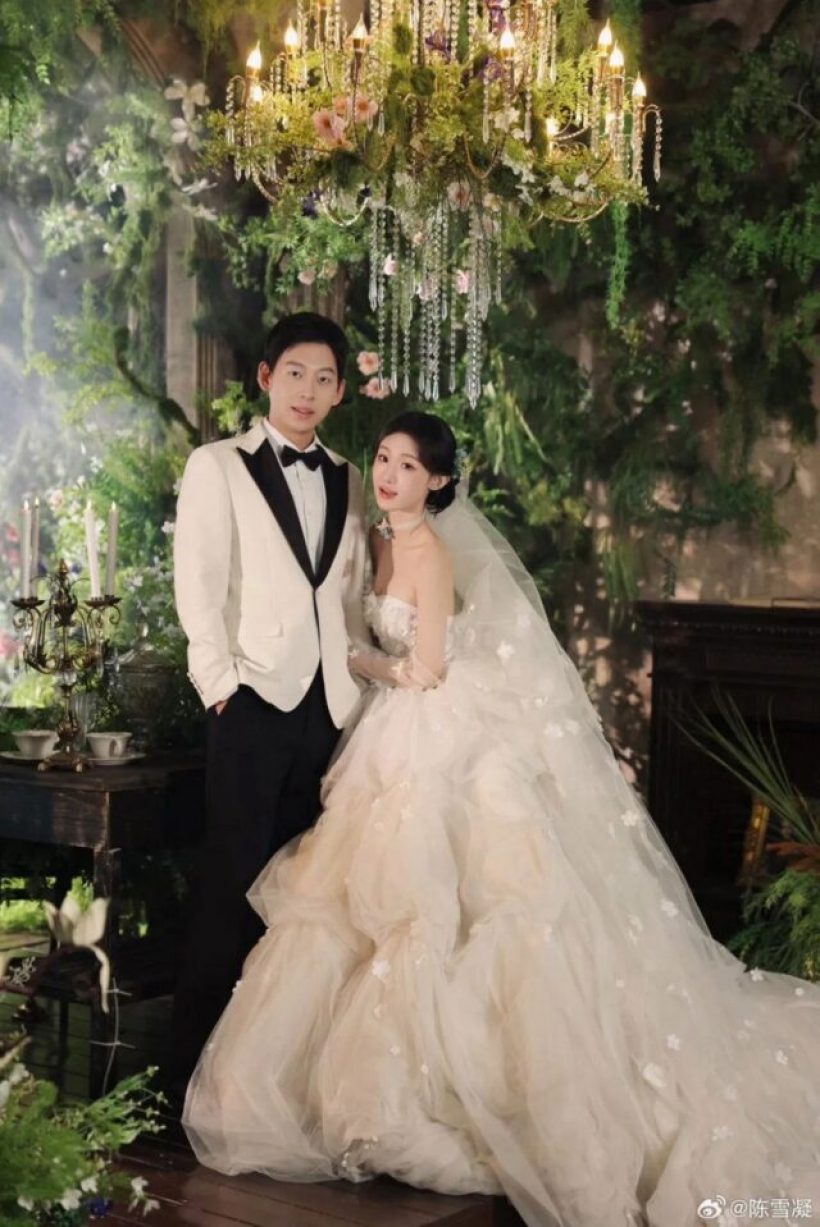 ชาวเน็ตจับตา ชีวิตคู่ศิลปินสาวเริ่มสั่น เพราะสามีนอกใจ