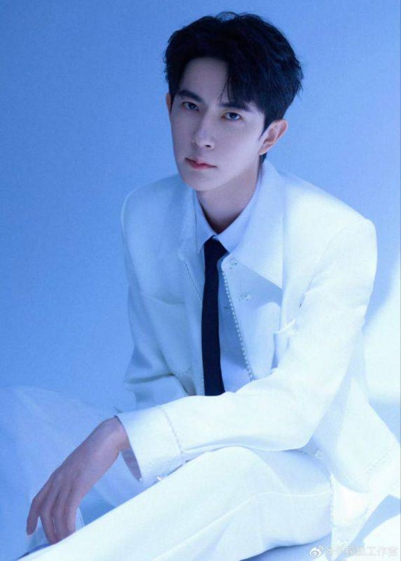 เศร้า..ต้นสังกัดยืนยันข่าวเศร้า อวี๋เมิ่งหลง เสียชีวิตจากเหตุพลัดตกตึก