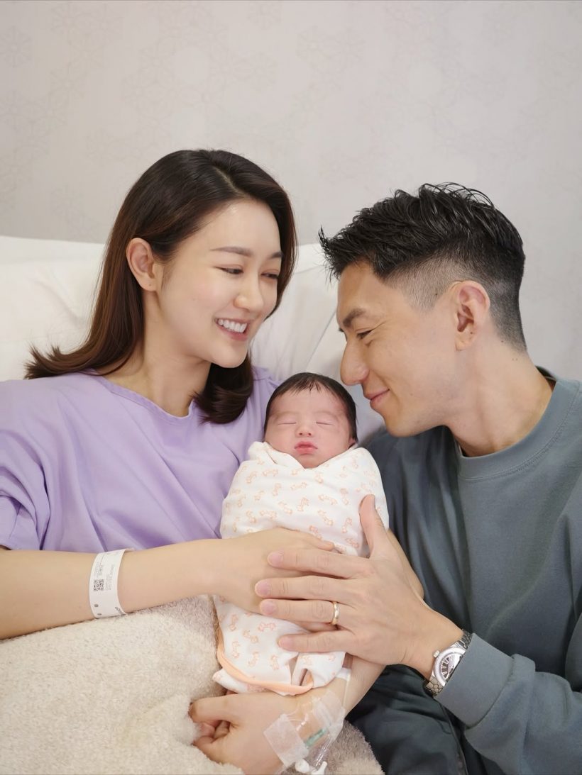 ภรรยาพระเอก คลอดลูกคนที่ 2 ความหล่อได้พ่อมาเต็มๆ!