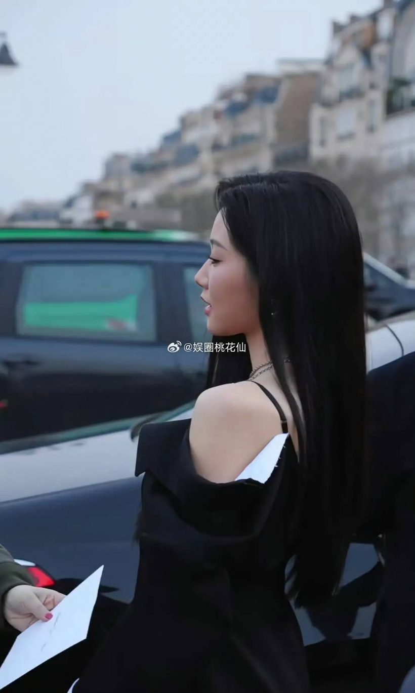 ชาวเน็ตจับโป๊ะ! นางเอกซีรีส์ดัง เจอแฉไม่มีบัตรเชิญไปเเฟชั่นวีค