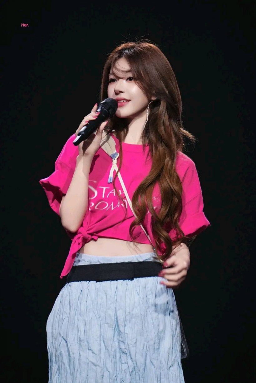 จ้าวลู่ซือเสกกรุงเทพฯ เป็นเทพนิยาย! ทุกลุคบนเวทีสวยใจละลาย