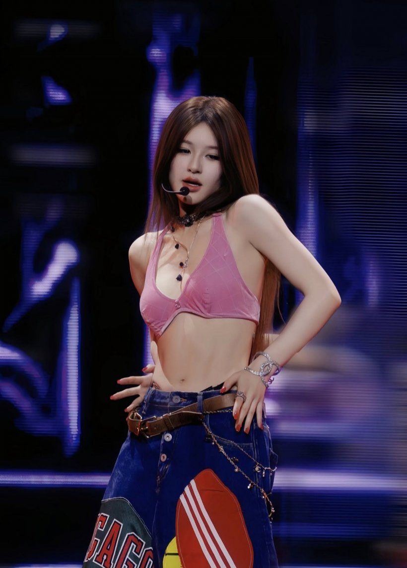 จ้าวลู่ซือเสกกรุงเทพฯ เป็นเทพนิยาย! ทุกลุคบนเวทีสวยใจละลาย