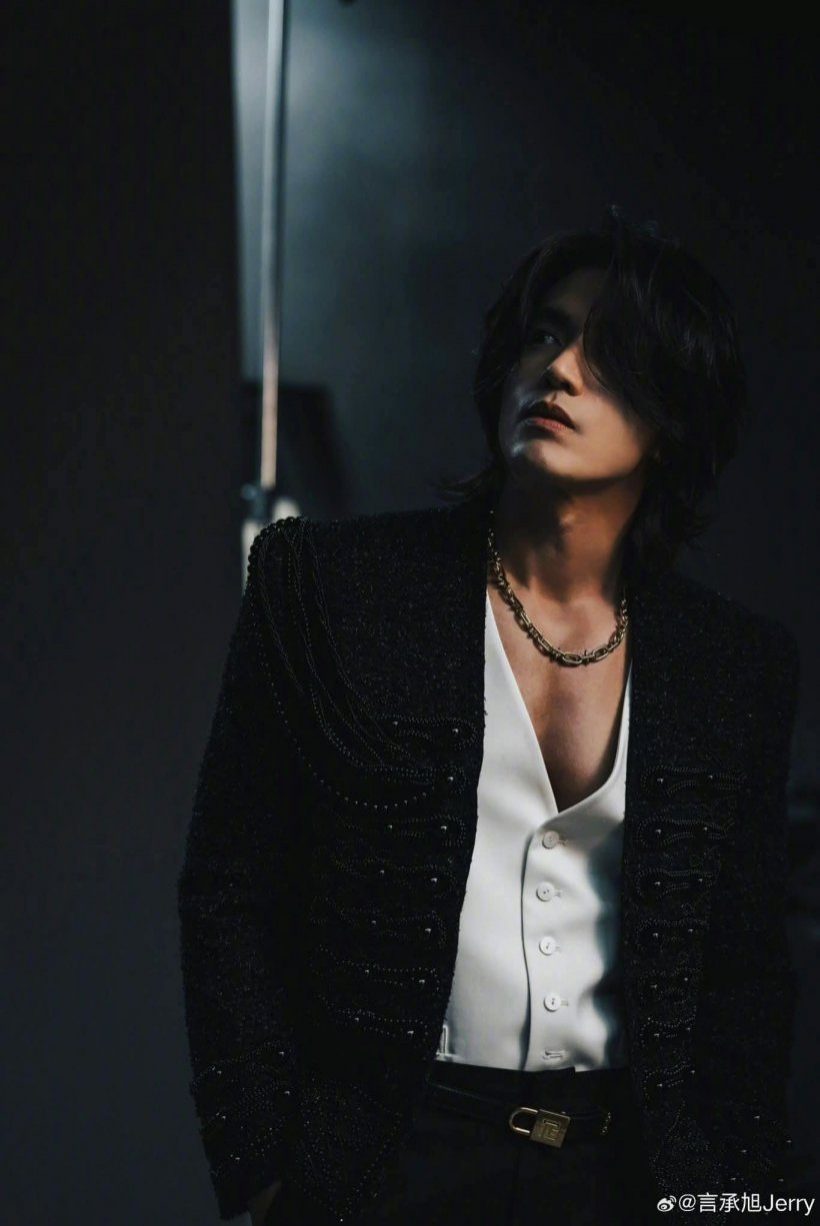 เปิดภาพเทียบชัดๆ เต้าหมิงซื่อ 24 ปีผ่านไปมีอะไรเปลี่ยนเเปลง!