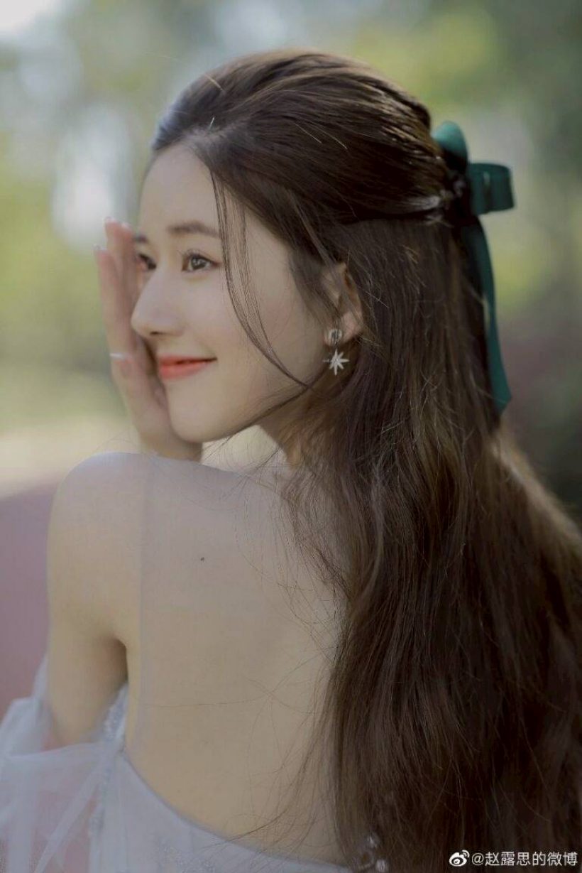 ตัวแม่ฟาดจริง! "จ้าวลู่ซือ" ฉีกสัญญาเก่าสำเร็จ ไม่ต้องจ่าย 400 ล้าน!