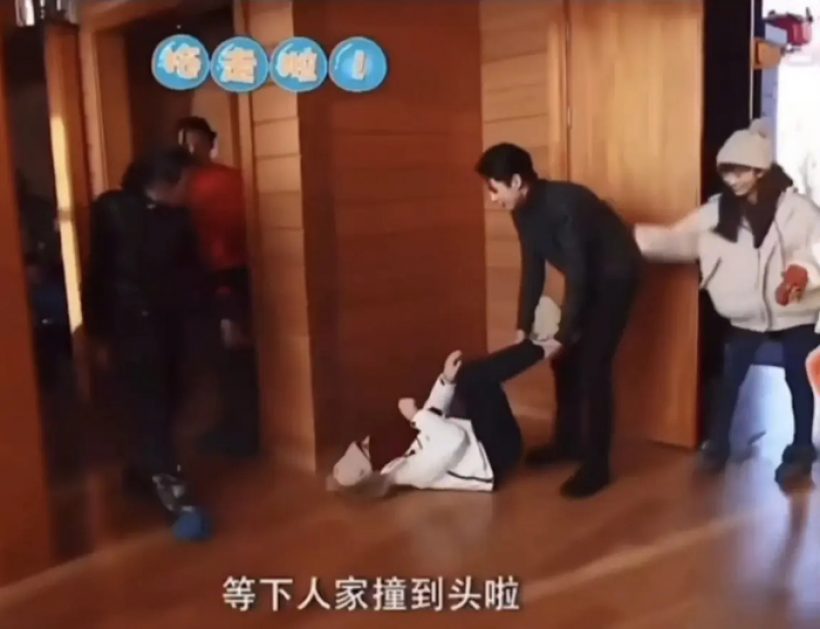 ดราม่าร้อน พระเอกดังถูกวิจารณ์ยับ จับคู่จิ้นเหวี่ยงติดผนัง