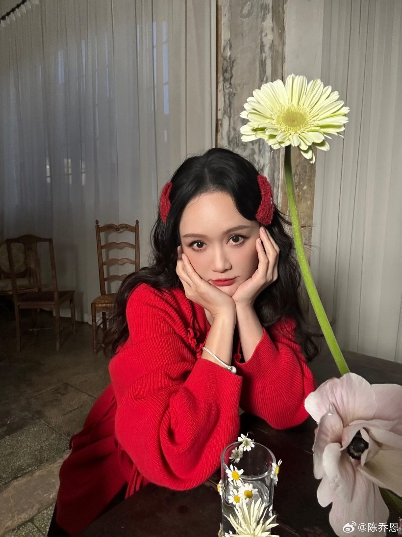 นางเอกรุ่นใหญ่เผยเคล็ดลับความสวย อายุเลข 4 เเล้ว เเต่หน้าเด็กเว่อร์!