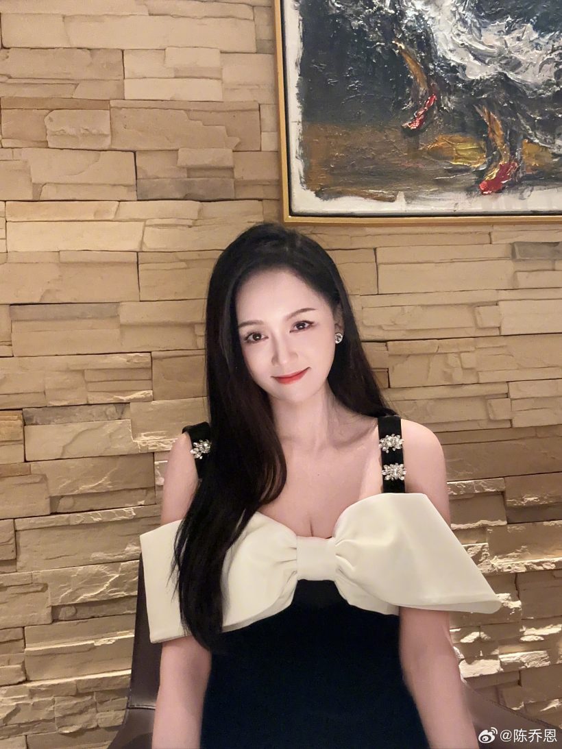 นางเอกรุ่นใหญ่เผยเคล็ดลับความสวย อายุเลข 4 เเล้ว เเต่หน้าเด็กเว่อร์!