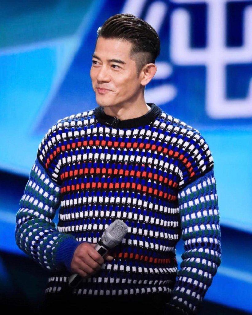 เปิดภาพในตำนานอดีตพระเอกดัง ความหล่อพุ่งสาวกรี๊ดทั้งเอเชีย