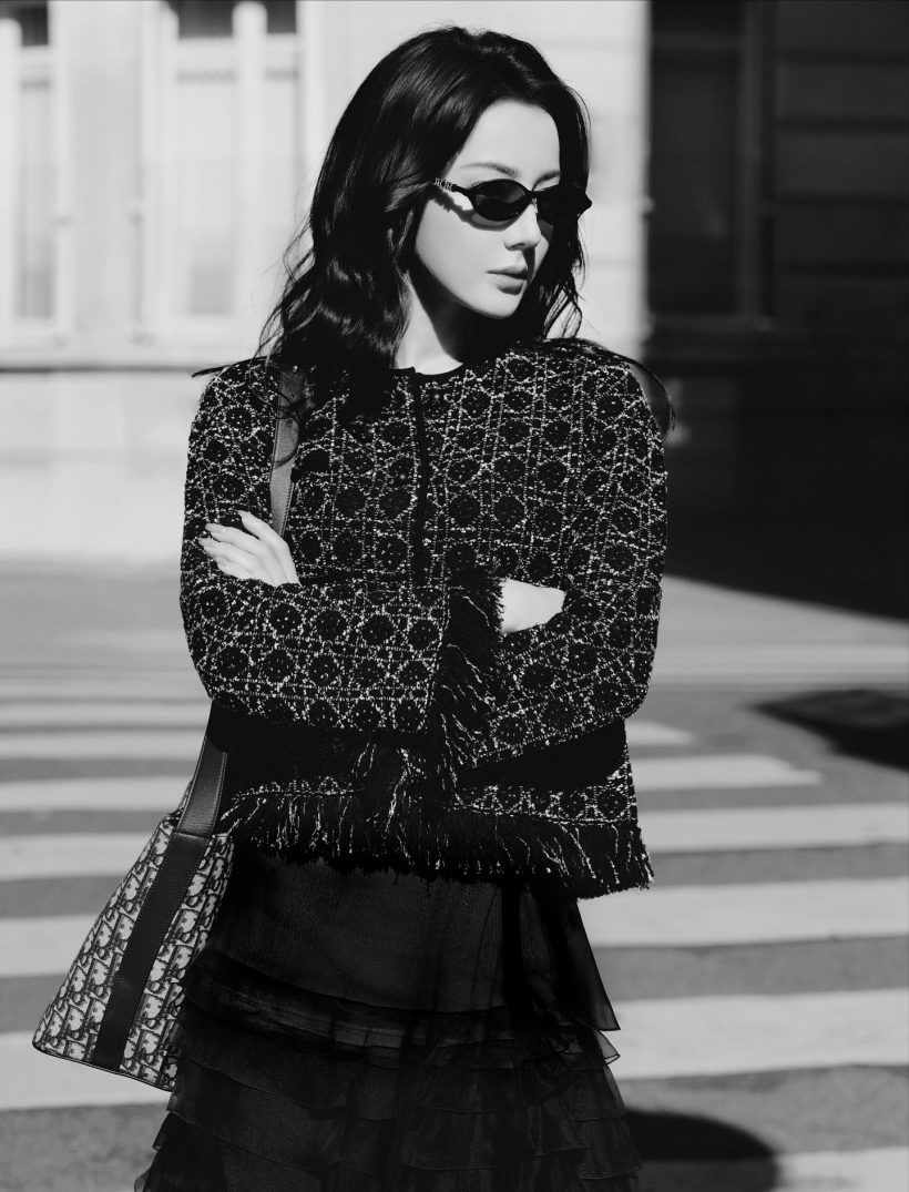 ไทม์ไลน์แตก! ส่องคอมเมนต์ชาวจีนหลัง ‘ตี๋ลี่เร่อปา’ ปล่อยลุค Dior ล่าสุด