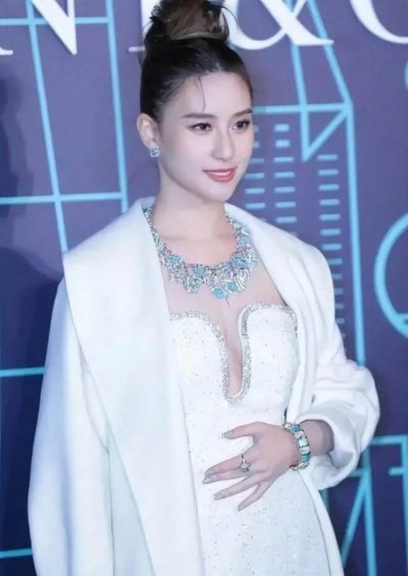 จับตา! ไฮโซสาวเผชิญมรสุมชีวิตครั้งใหญ่ เเท้งลูก-เลิกสามี