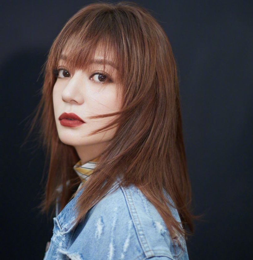 มรสุมไม่จบ! นางเอกตัวแม่ โดนเมาท์ยับ ซุกเงินหนีหนี้!