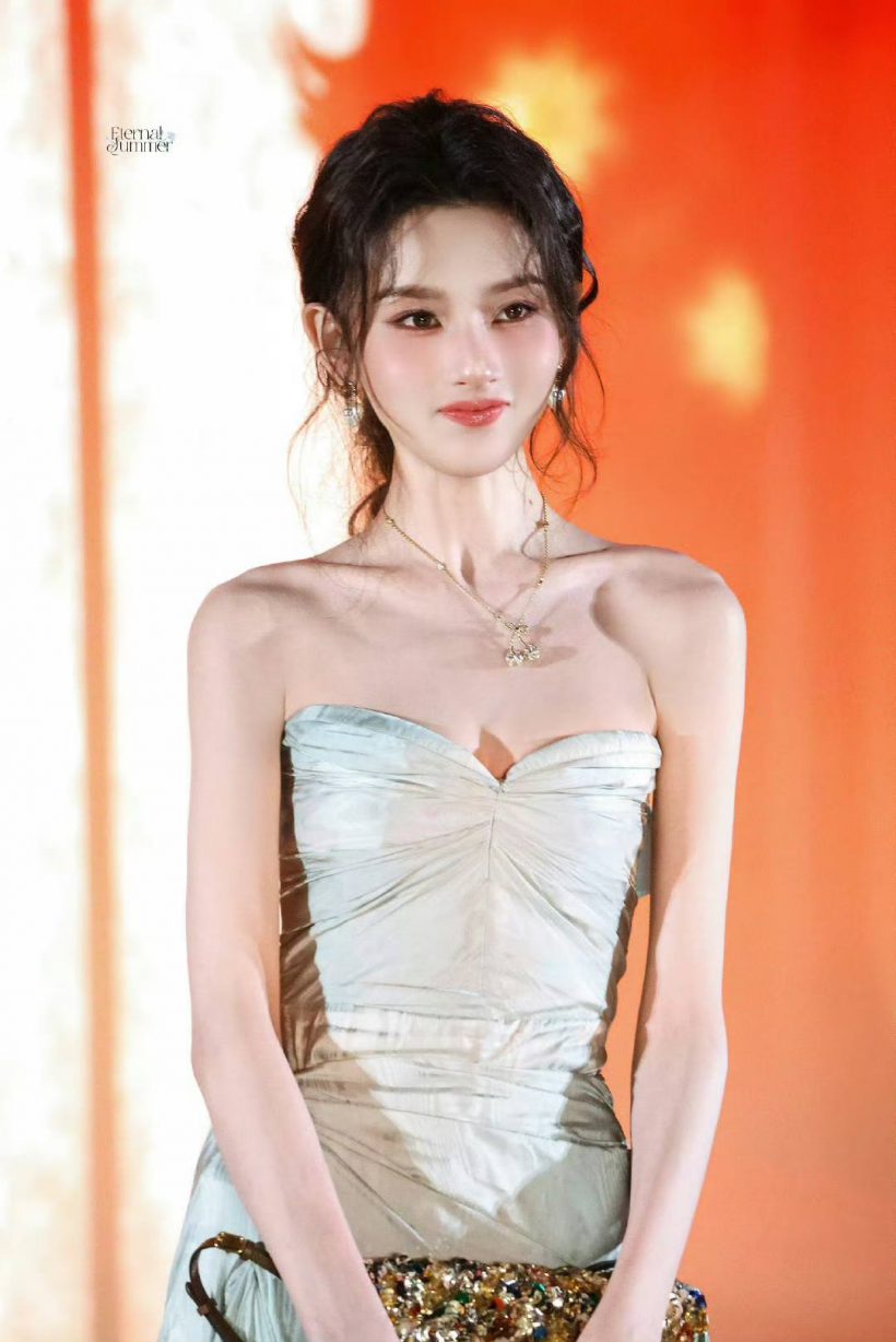 เมื่อก่อนไม่ผอมขนาดนี้ นางเอกดังหุ่นเปลี่ยนจนน่าห่วง