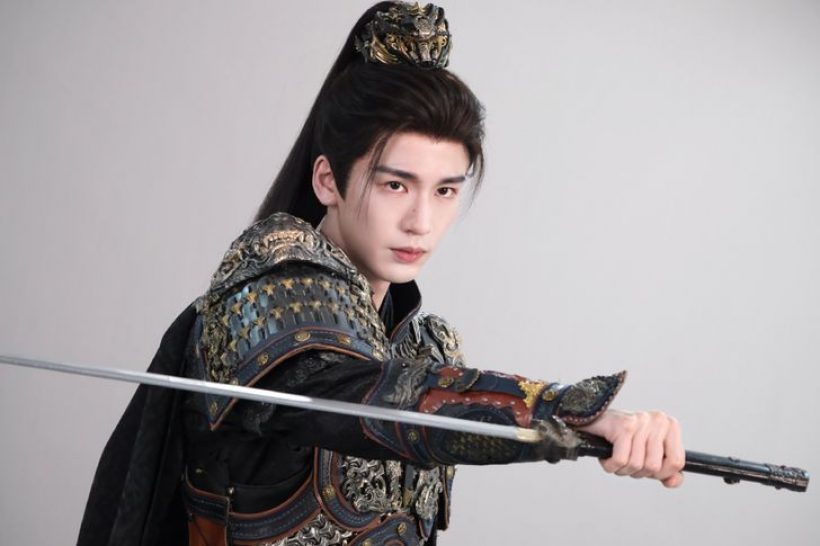 หล่อเเค่ไหนก็ไม่รอด จางหลิงเฮ่อ โดนเเซะเเรง เเม่ทัพรองพื้น