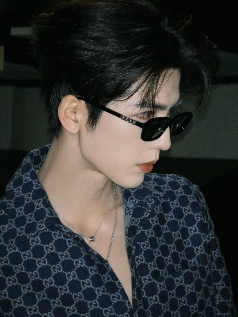 เจาะไอเทมสุดหรู จางหลิงเฮ่อ จัดเต็มแบรนด์เนมทั้งตัว