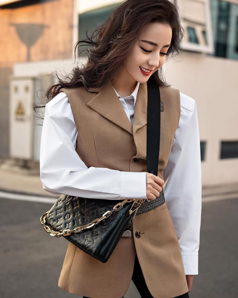 ปิดฉาก13ปี! ลือ ตี๋ลี่เร่อปา จ่อลาค่ายเดิม แฟนคลับแห่ฉลอง?