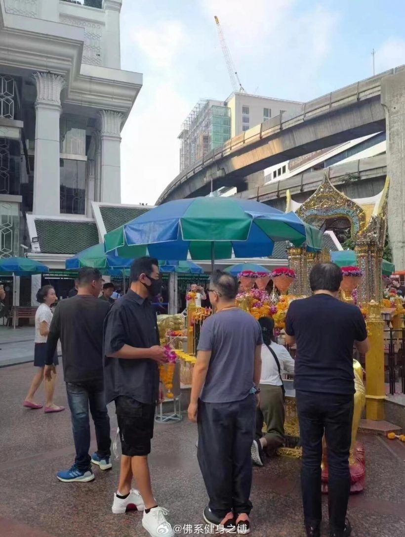 แชร์ว่อน ภาพหนุ่มหล่อ มูเตลู พระพรหมเอราวัณ ที่แท้ซุปตาร์คนดัง