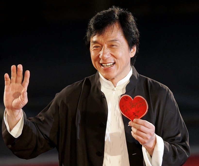 สังขารไม่เที่ยง!เฉินหลงวัย71 ปี จากราชานักบู้สู่คุณตาผู้ร่วงโรยตามวัย