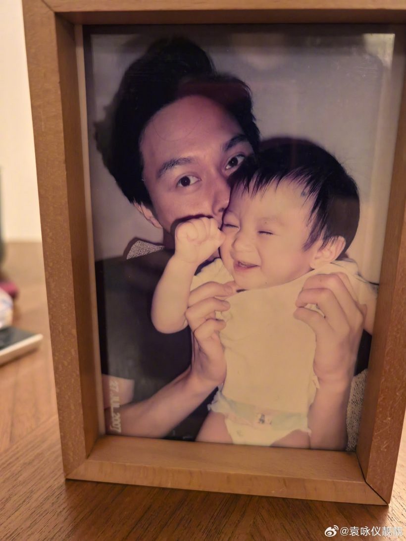 โซเชียลแตก! ลูกชายจางจื้อหลิน(ก๊วยเจ๋ง1994) หล่อได้พ่อเต็มๆ