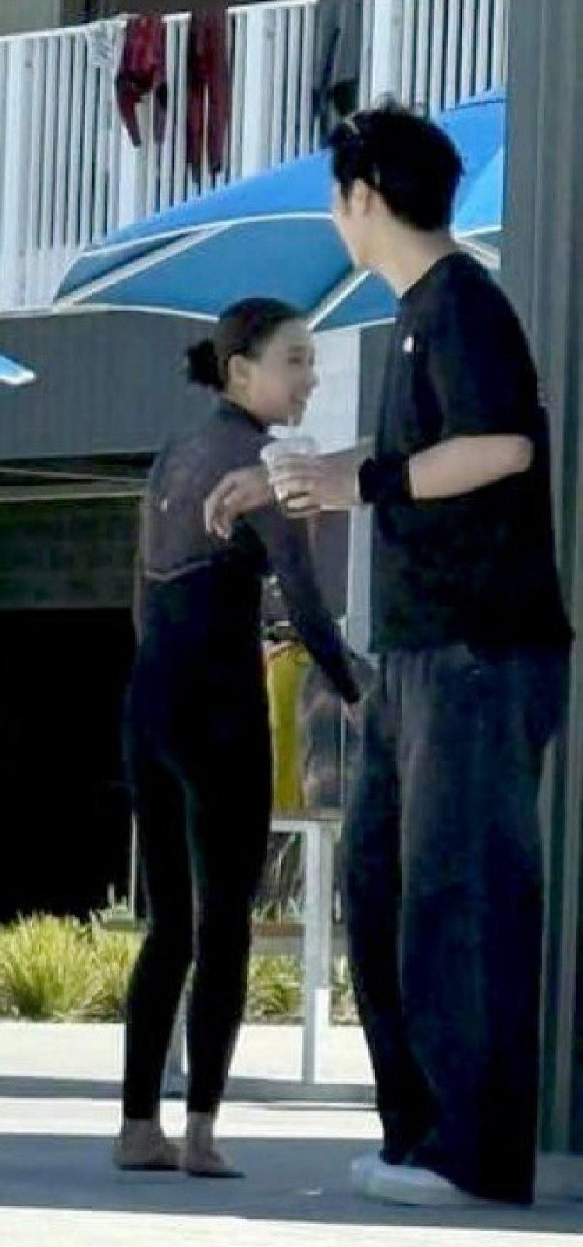 ภาพเดียวสยบข่าว! พระเอกดังรักหวาน ยังไม่หย่าเมียมหาเศรษฐี