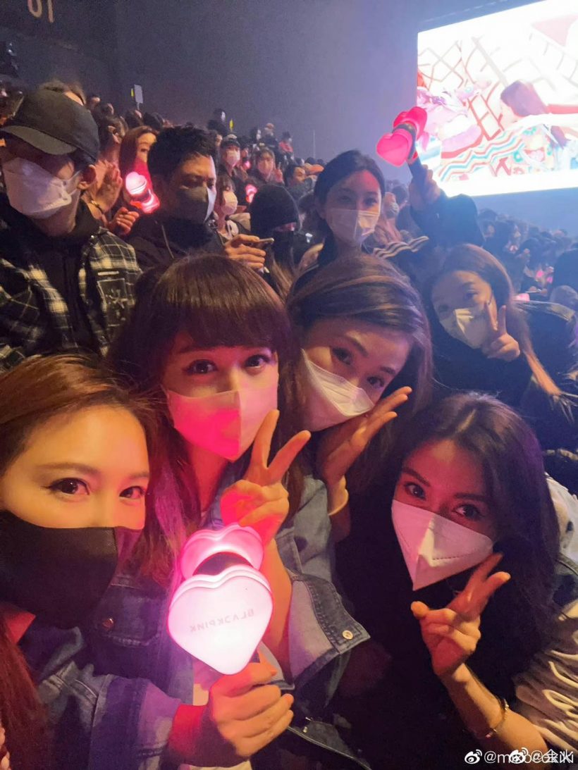 ซุปตาร์สาวประกาศเป็นบลิ๊งค์ แชะภาพร่วมเฟรมBLACKPINKสวยกินกันไม่ลง