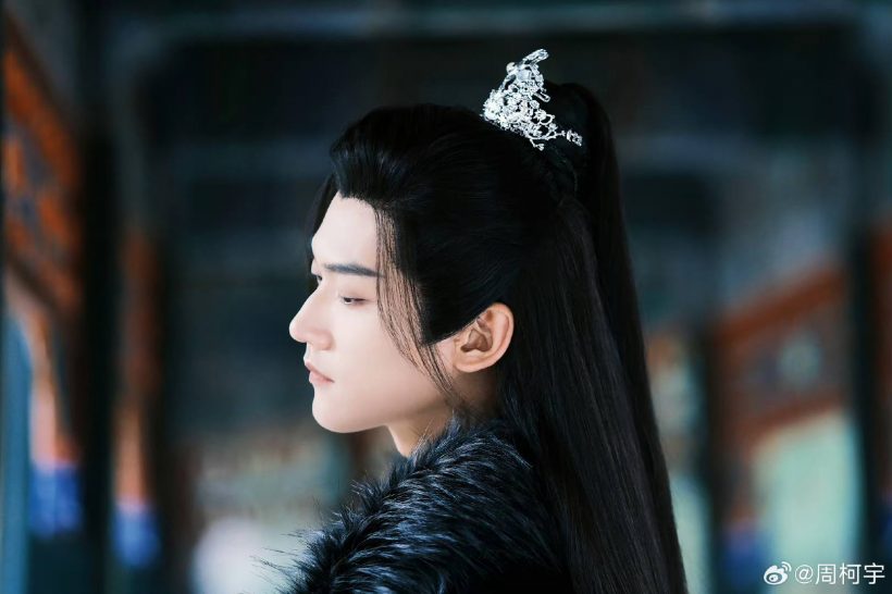 ละมุนใจ เปิดภาพพระเอกดัง โจวเค่ออวี่ ใส่ชุดจีนโบราณหล่อก็ได้สวยก็ได้